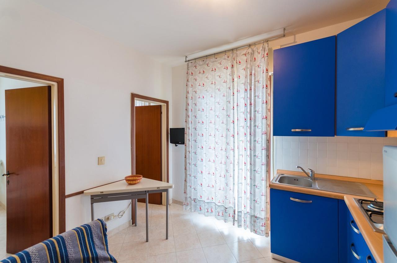 Apartment In Bibione 24558 Buitenkant foto